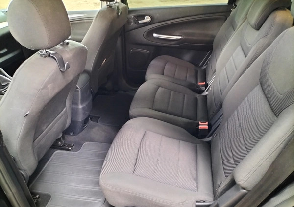 Ford S-Max cena 44000 przebieg: 246100, rok produkcji 2014 z Płock małe 631